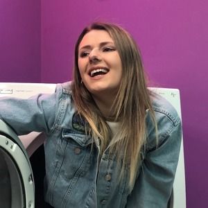 Meet your Posher, Andrea